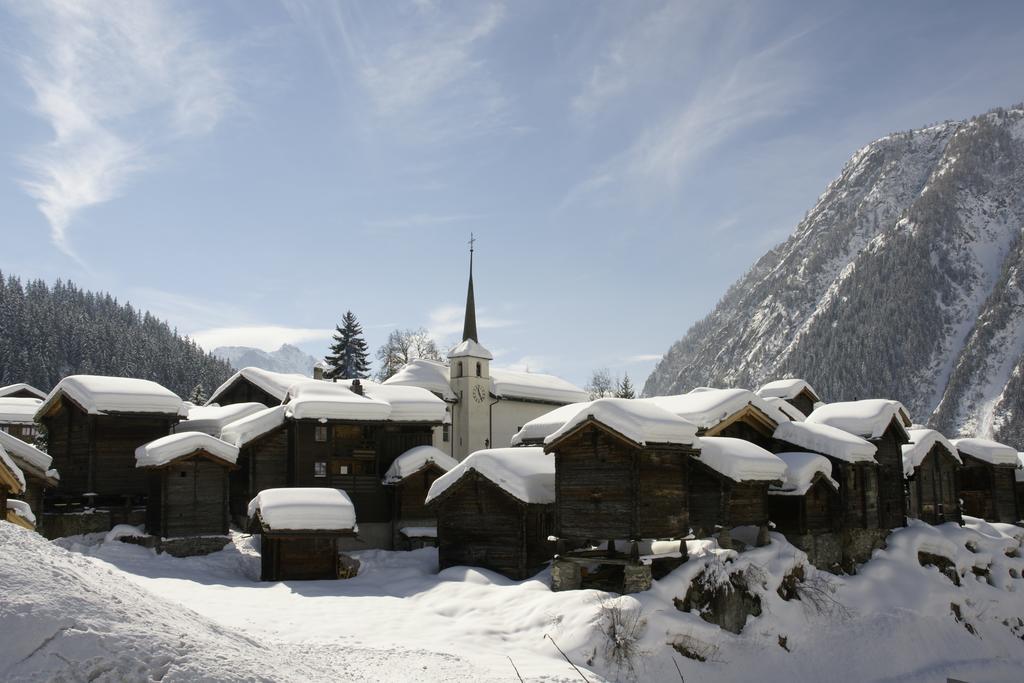 Swissalpschalet Chalet Timber Inn 4-5 Блатен бей Натерс Екстериор снимка